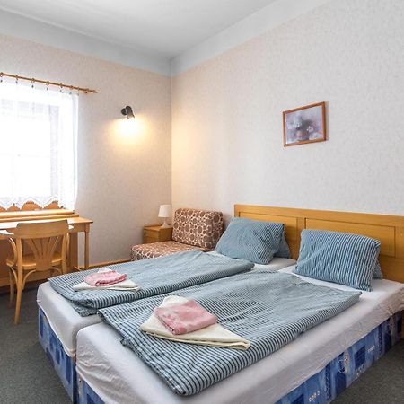 Mala Rennerovka Hotel Strážné Eksteriør billede