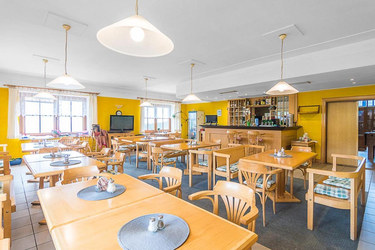 Mala Rennerovka Hotel Strážné Eksteriør billede
